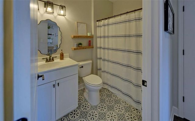 5690 Maple Bluff Way, Hoschton, GA 30548