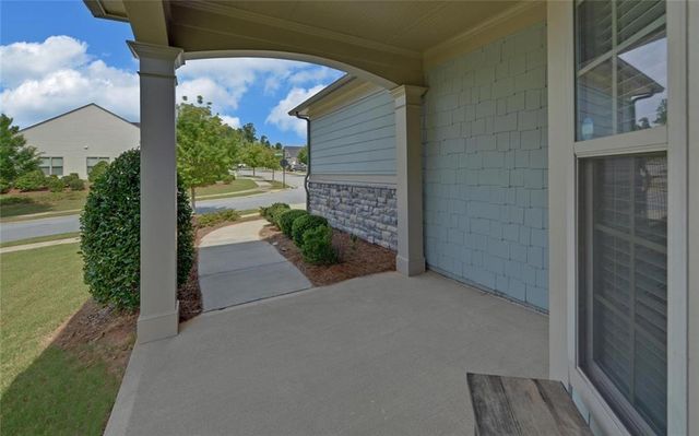 5690 Maple Bluff Way, Hoschton, GA 30548