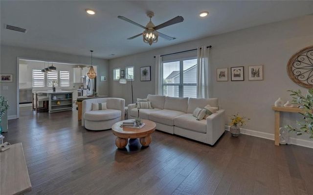 5690 Maple Bluff Way, Hoschton, GA 30548