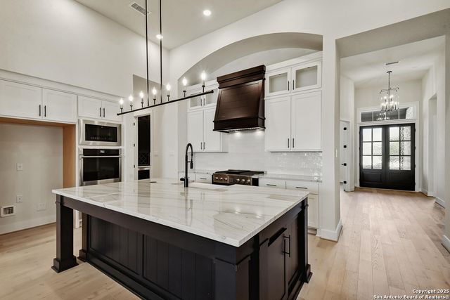 401 Dulce Vista, Boerne, TX 78006
