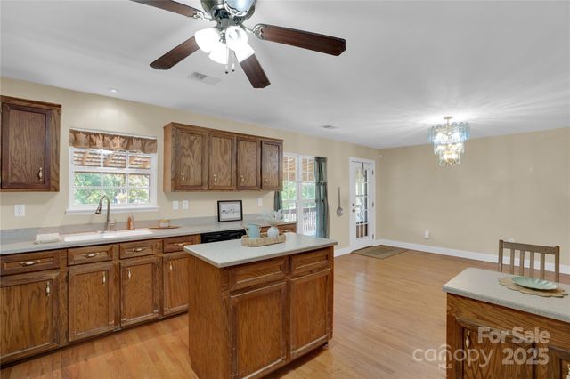 195 Wild Turkey Lane, Camden, SC 29020