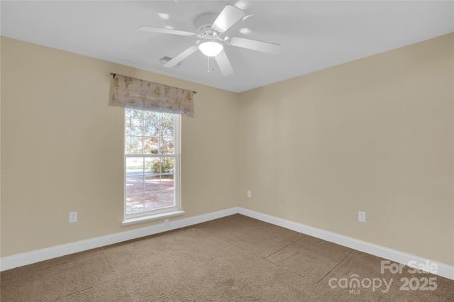 195 Wild Turkey Lane, Camden, SC 29020