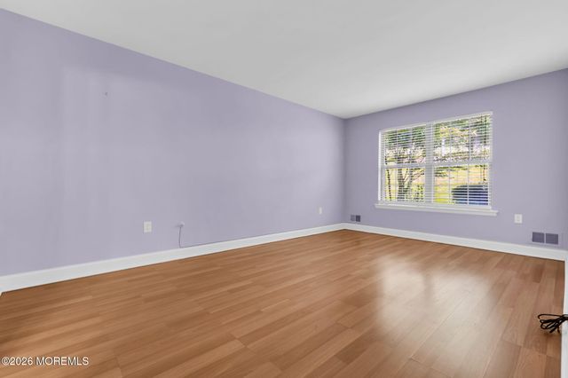 1102 Wellington Place, Matawan, NJ 07747