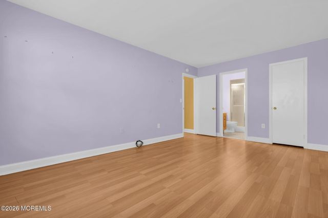 1102 Wellington Place, Matawan, NJ 07747