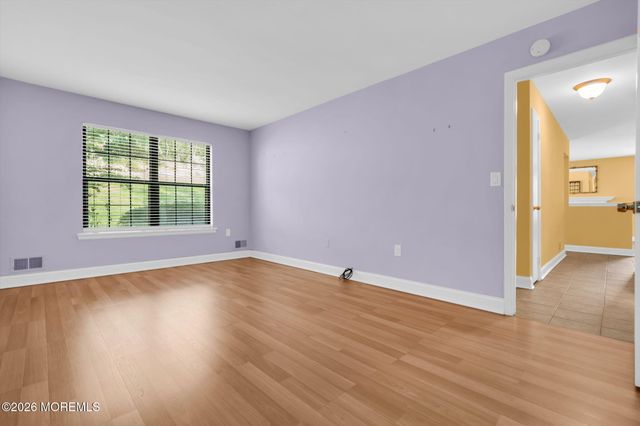 1102 Wellington Place, Matawan, NJ 07747