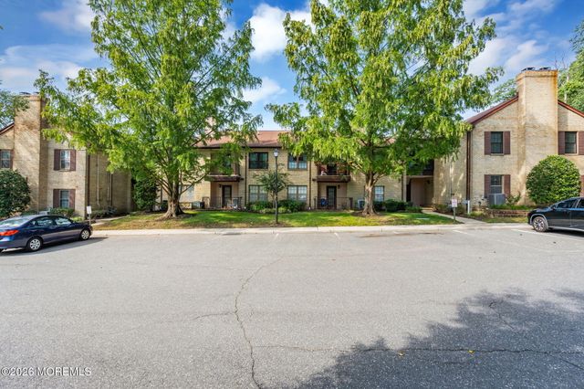 1102 Wellington Place, Matawan, NJ 07747