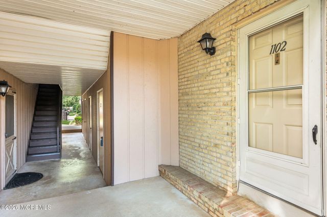 1102 Wellington Place, Matawan, NJ 07747