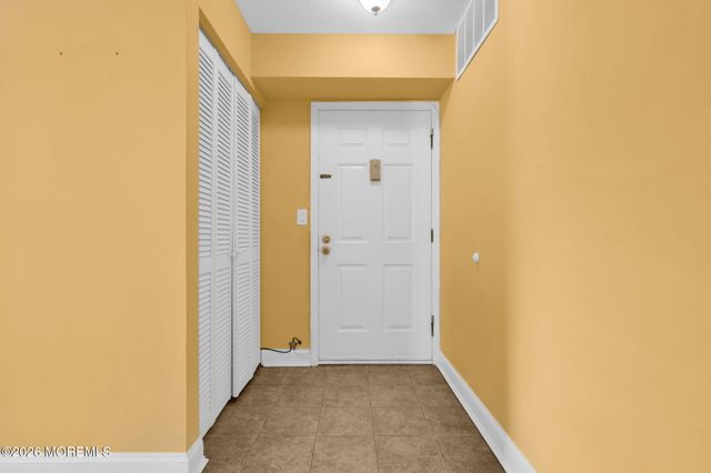 1102 Wellington Place, Matawan, NJ 07747