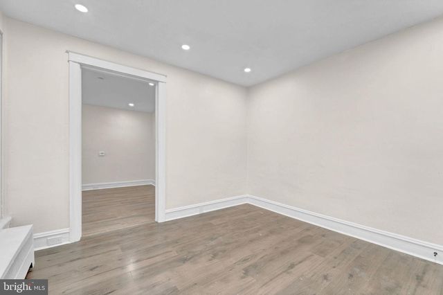 830 N 32ND ST, Camden, NJ 08105