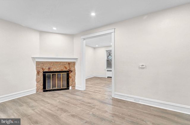 830 N 32ND ST, Camden, NJ 08105