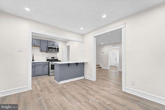 830 N 32ND ST, Camden, NJ 08105