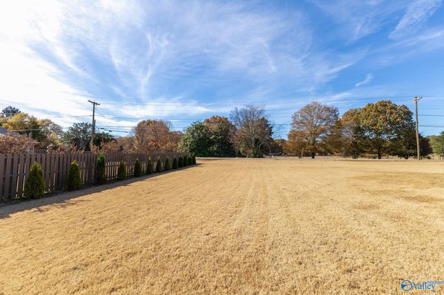 3003 Henry Road, Decatur, AL 35601