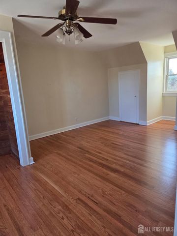 250 Thomas Street, Woodbridge Proper, NJ 07095