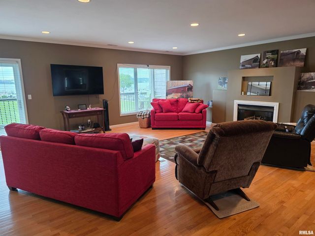530 HARBOR POINTE Drive, East Peoria, IL 61611