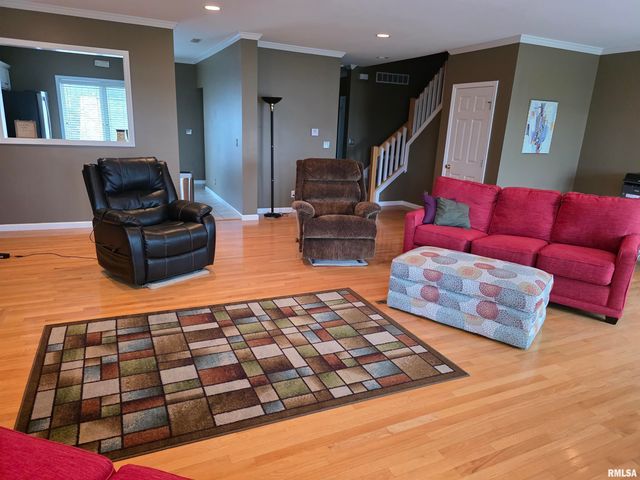 530 HARBOR POINTE Drive, East Peoria, IL 61611