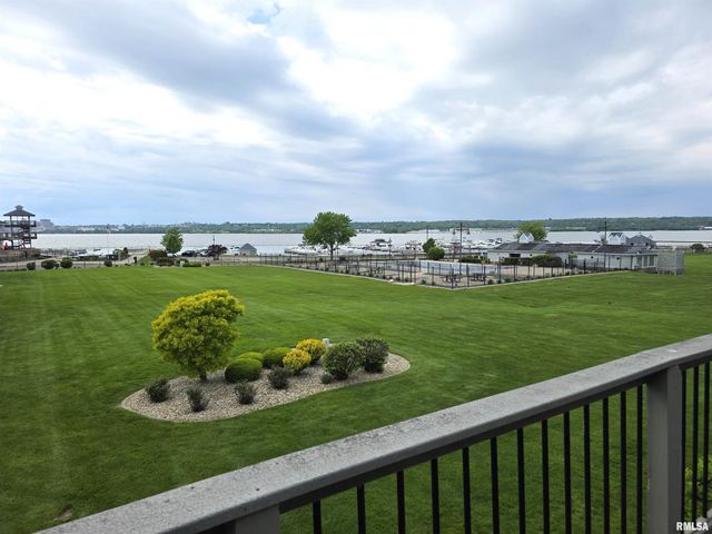 530 HARBOR POINTE Drive, East Peoria, IL 61611