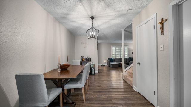3936 Laura Leigh Drive, Friendswood, TX 77546