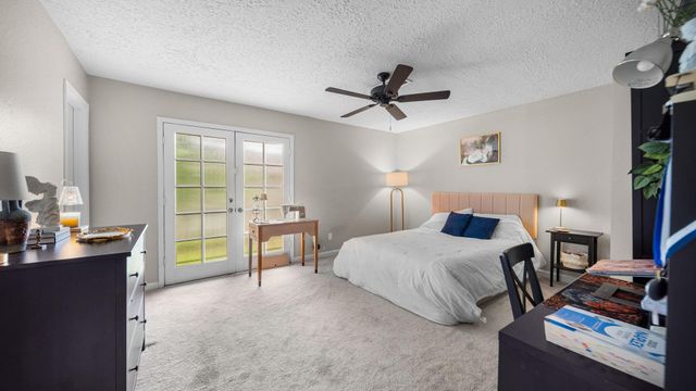 3936 Laura Leigh Drive, Friendswood, TX 77546