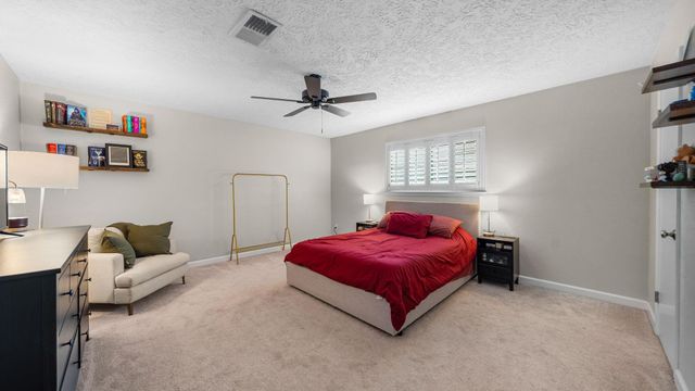3936 Laura Leigh Drive, Friendswood, TX 77546