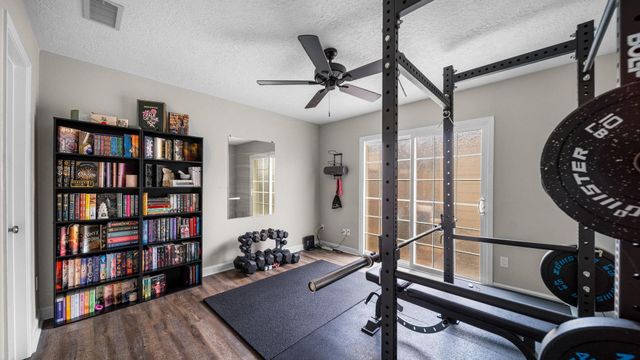 3936 Laura Leigh Drive, Friendswood, TX 77546