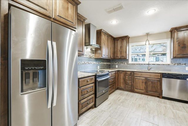 119 Lasso LOOP, Burnet, TX 78611