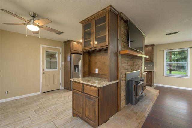 119 Lasso LOOP, Burnet, TX 78611