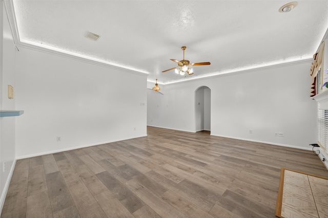 2103 Five Iron Drive, Houston, TX 77089