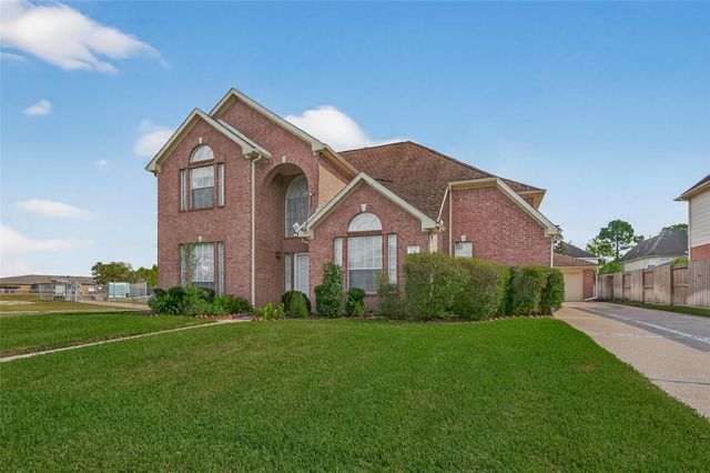 2103 Five Iron Drive, Houston, TX 77089