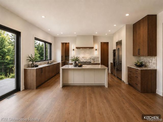 153 Wadsworth Lane, Bloomfield Hills, MI 48301