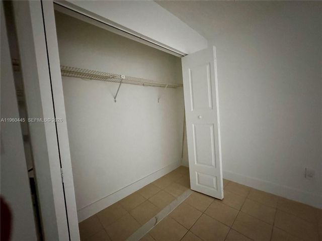 15385 S Dixie Hwy 13, Palmetto Bay, FL 33157