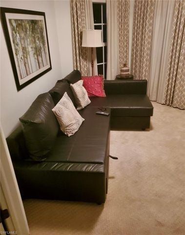 10072 Oakhurst WAY, Fort Myers, FL 33913