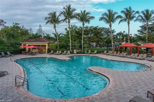 10072 Oakhurst WAY, Fort Myers, FL 33913