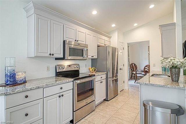 10072 Oakhurst WAY, Fort Myers, FL 33913