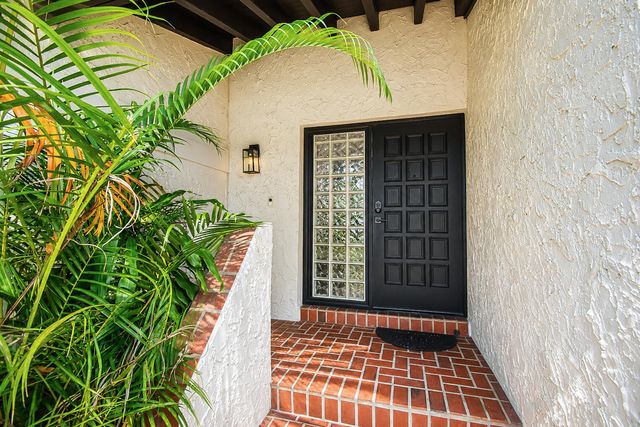 6458 Pond Apple Road, Boca Raton, FL 33433
