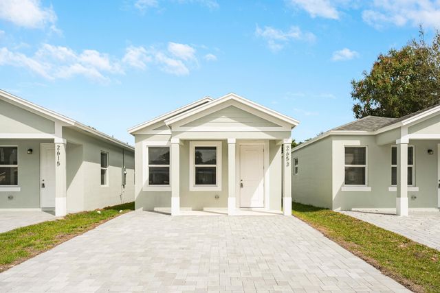 2653 Hiawatha Avenue, West Palm Beach, FL 33409