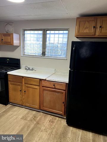 2057 E LIPPINCOTT ST, Philadelphia, PA 19134