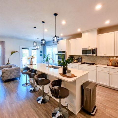 203 Foxtail Cir, Kennedy Twp, PA 15108