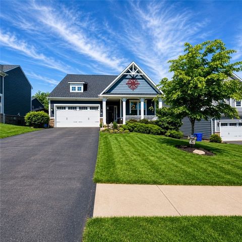 203 Foxtail Cir, Kennedy Twp, PA 15108