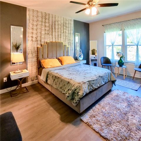 203 Foxtail Cir, Kennedy Twp, PA 15108