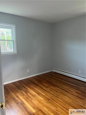110 Buckelew Avenue 2, Jamesburg, NJ 08831
