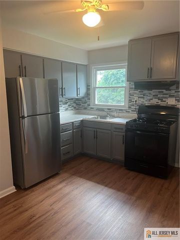 110 Buckelew Avenue 2, Jamesburg, NJ 08831