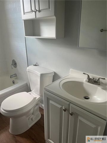 110 Buckelew Avenue 2, Jamesburg, NJ 08831