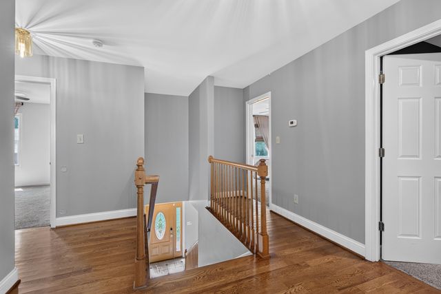 717 Maple Ridge Lane, Lexington, KY 40509