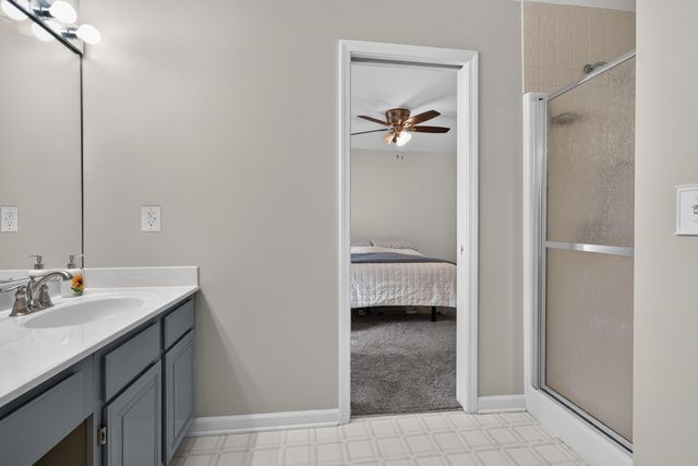 717 Maple Ridge Lane, Lexington, KY 40509