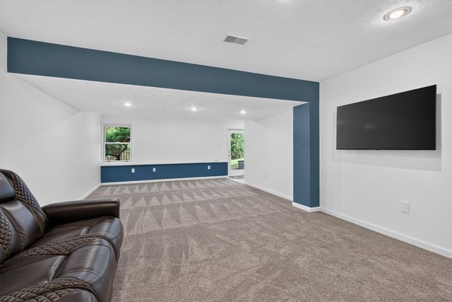 717 Maple Ridge Lane, Lexington, KY 40509