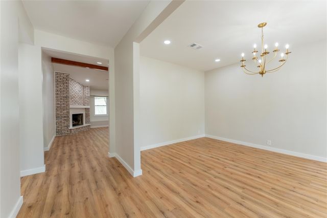 6119 S Braeswood Boulevard, Houston, TX 77096