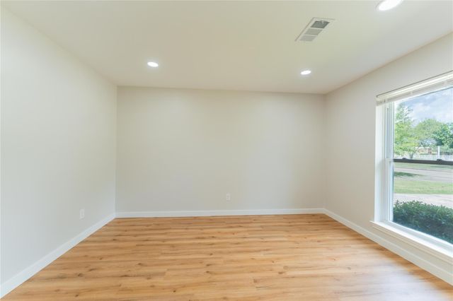 6119 S Braeswood Boulevard, Houston, TX 77096