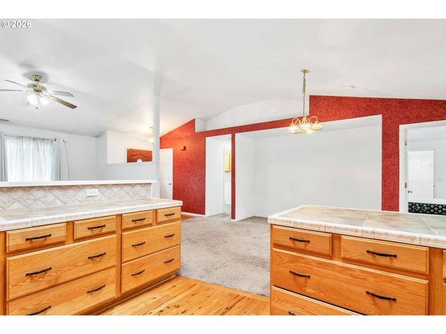 87652 TREK Dr, Veneta, OR 97487