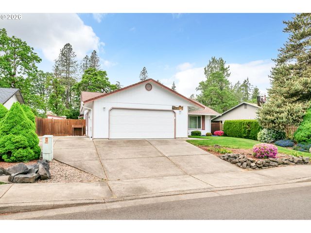 87652 TREK Dr, Veneta, OR 97487