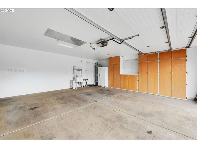 87652 TREK Dr, Veneta, OR 97487